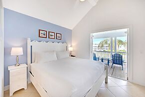 Tranquility Bay Beachfront Hotel and Resort