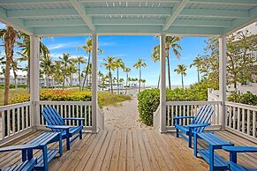 Tranquility Bay Beachfront Hotel and Resort