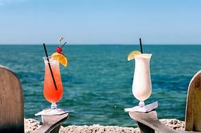 Tranquility Bay Beachfront Hotel and Resort