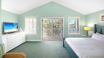 Tranquility Bay Beachfront Hotel and Resort