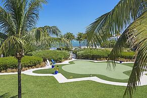 Tranquility Bay Beachfront Hotel and Resort