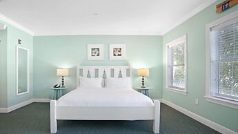 Tranquility Bay Beachfront Hotel and Resort