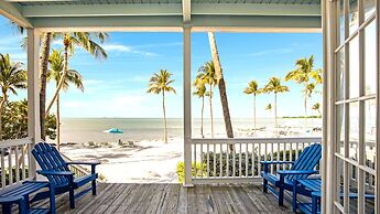 Tranquility Bay Beachfront Hotel and Resort