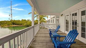 Tranquility Bay Beachfront Hotel and Resort