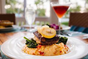 Tranquility Bay Beachfront Hotel and Resort