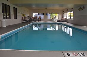 Comfort Inn & Suites Maumee - Toledo (I80-90)