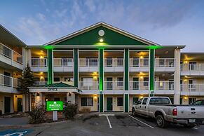 HomeTowne Studios by Red Roof Spokane - Valley