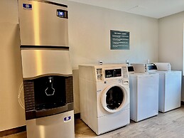 Candlewood Suites Jacksonville Southpoint by IHG