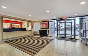 Extended Stay America Suites Chicago Lombard Yorktown Center