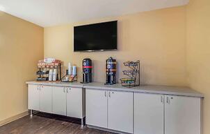 Extended Stay America Suites Chicago Lombard Yorktown Center