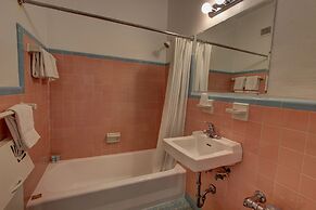 Parisian Hotel South Beach