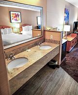 Crystal Inn Hotel & Suites Midvalley