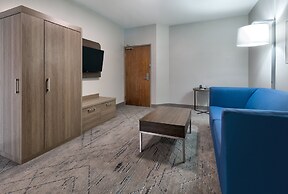 Holiday Inn Express & Suites Dallas Park Central Northeast by IHG