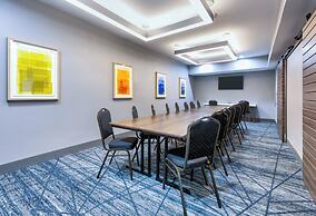 Holiday Inn Express & Suites Dallas Park Central Northeast by IHG