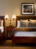 Green Mountain Suites Hotel