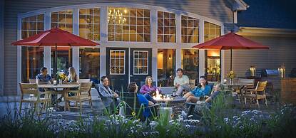 Green Mountain Suites Hotel