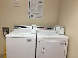 Days Inn by Wyndham Phoenix North