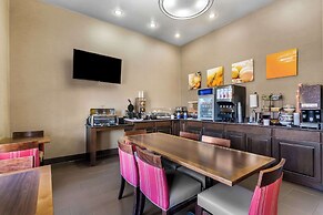 Comfort Inn & Suites Greeley