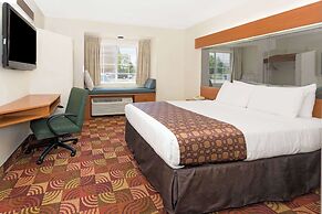 Microtel Inn & Suites by Wyndham Denver Airport