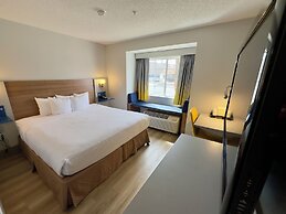 Microtel Inn & Suites by Wyndham Denver Airport