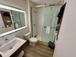 Microtel Inn & Suites by Wyndham Denver Airport