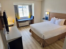 Microtel Inn & Suites by Wyndham Denver Airport