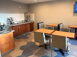 Microtel Inn & Suites by Wyndham Denver Airport