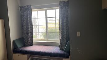 Americas Best Value Inn & Suites Jackson, TN