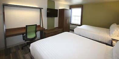 Holiday Inn Express Hotel & Suites Phoenix-Airport by IHG