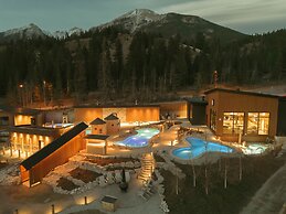 Everwild Canmore Hotel