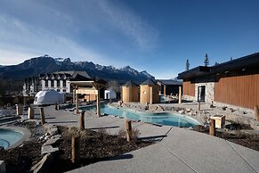 Everwild Canmore Hotel