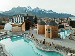 Everwild Canmore Hotel