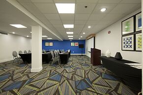 Holiday Inn Express & Suites Nashville - Brentwood I-65 by IHG