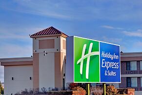 Holiday Inn Express & Suites Charlottetown by IHG