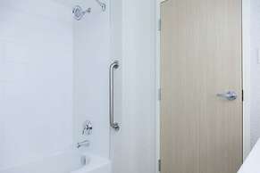 Holiday Inn Express & Suites Charlottetown by IHG