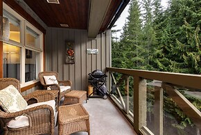 Lost Lake Lodge by Whistler Premier