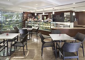 Dorsett Grand Subang