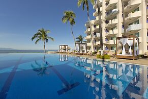Crown Paradise Golden Puerto Vallarta All Inclusive