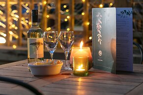 Woodlands Hotel, BW Signature Collection