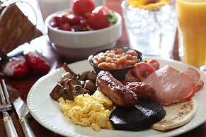 Woodlands Hotel, BW Signature Collection