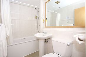 Woodlands Hotel, BW Signature Collection