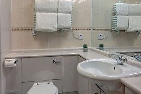 Woodlands Hotel, BW Signature Collection