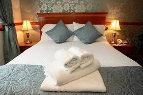 Woodlands Hotel, BW Signature Collection