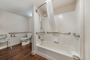 Best Western Plus Peak Vista Inn & Suites