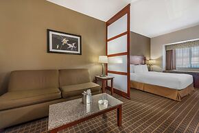 Best Western Plus Peak Vista Inn & Suites