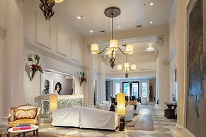 International House Hotel