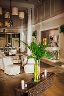 International House Hotel