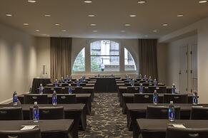 International House Hotel