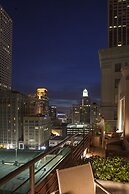 International House Hotel