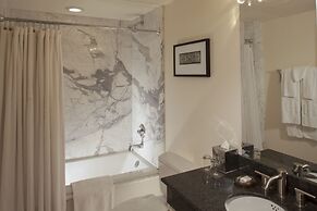 International House Hotel